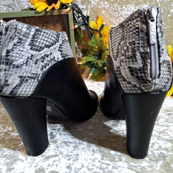 Michael Antonio Peep Toe Boot NEW WITH DUSTBAG NO BOX - Picture 6 of 11